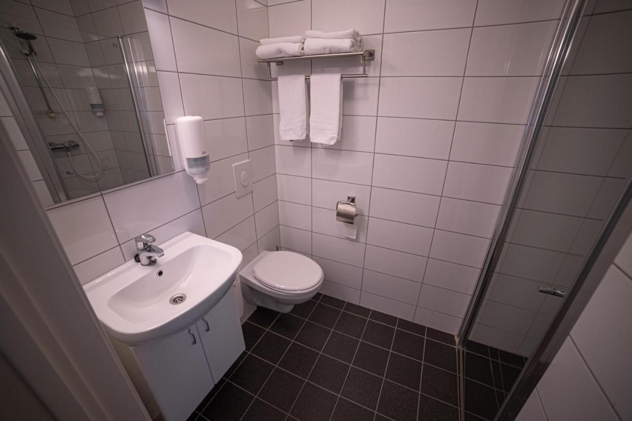 Forde Gjestehus Og Camping Exterior photo