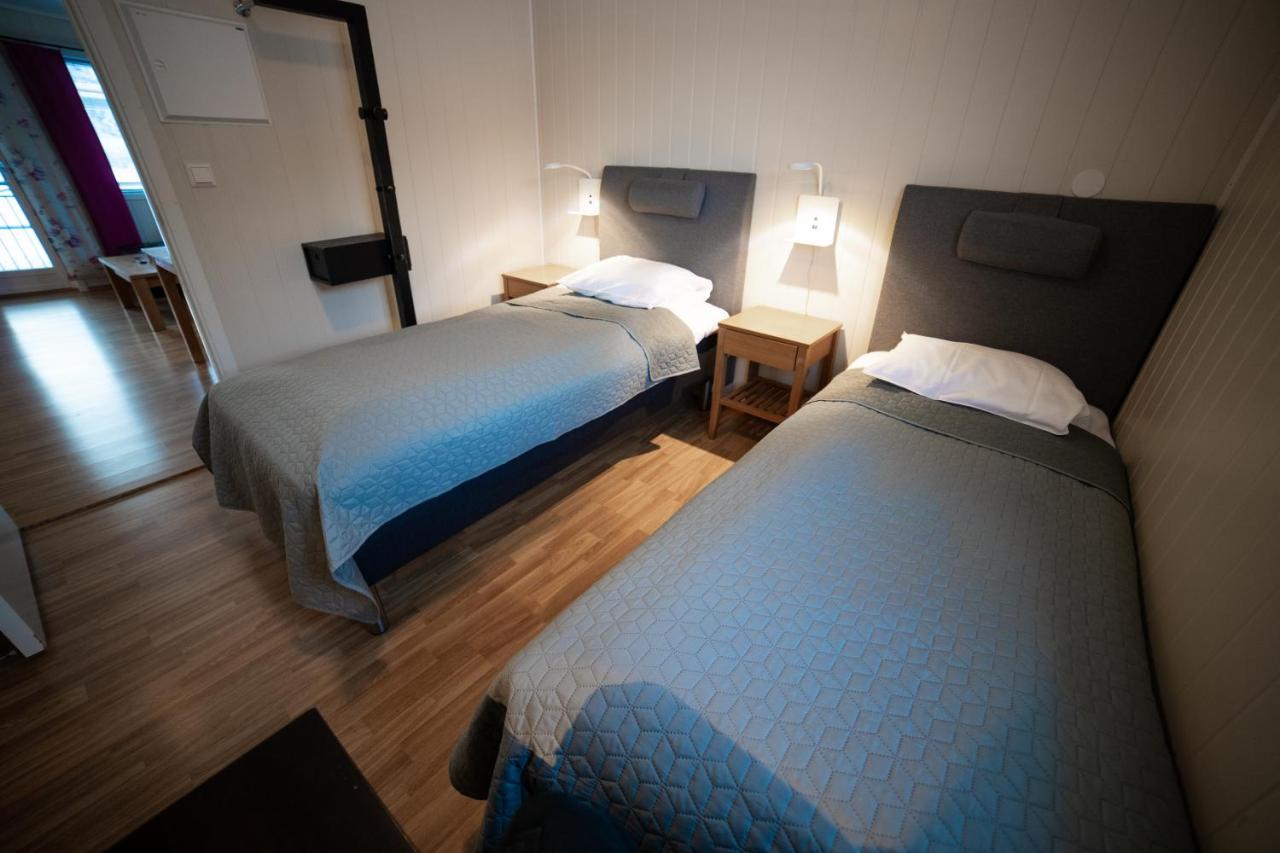 Forde Gjestehus Og Camping Exterior photo
