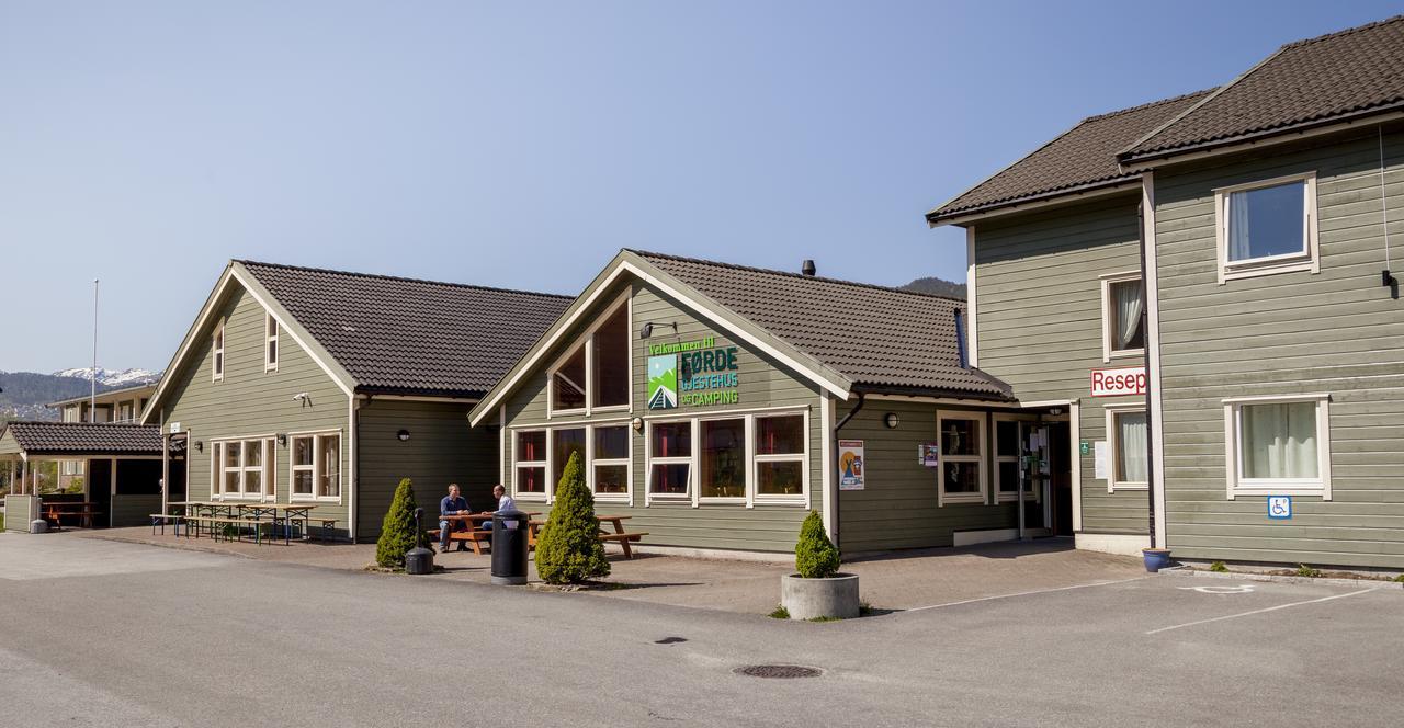 Forde Gjestehus Og Camping Exterior photo