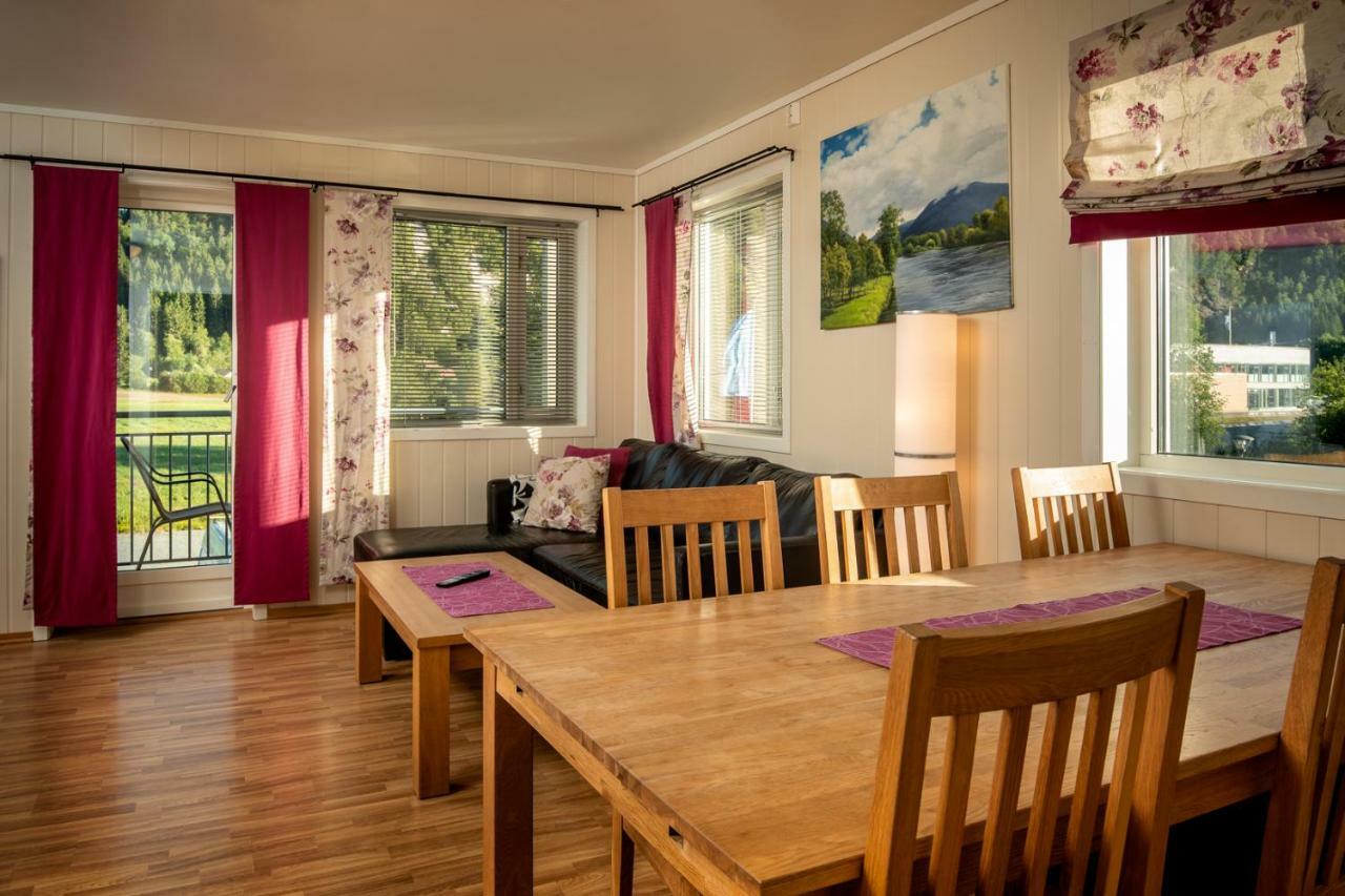 Forde Gjestehus Og Camping Exterior photo